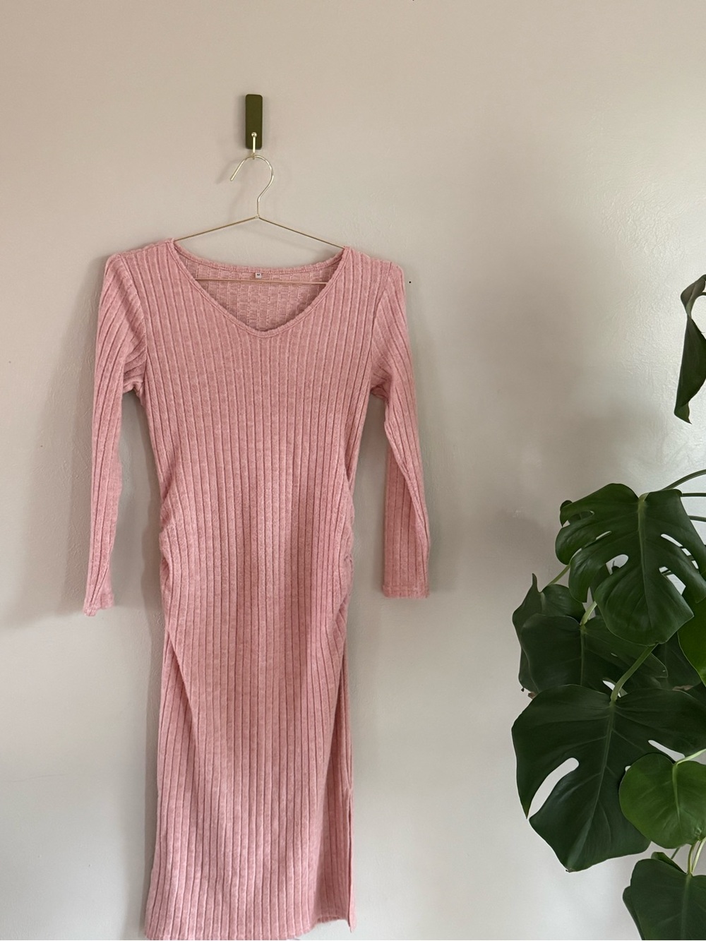 👶🏼Maternity Bundle 3/$20👶🏼 
Maternity Sweater Dress